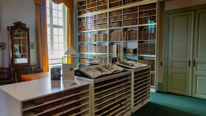 H.M. Kongens Håndbibliotek